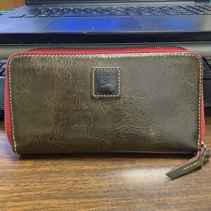 Dooney & Bourke Florentine Large Zip Around Wallet - Tmoro Dark Brown